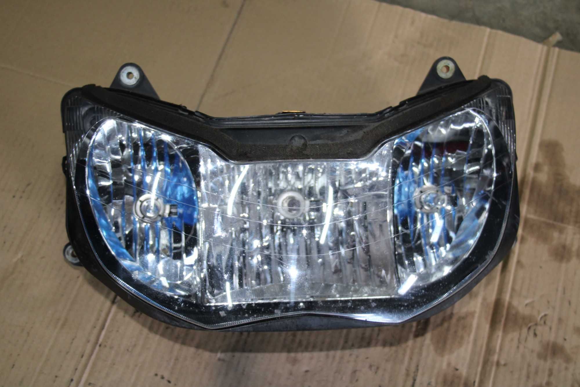 Lampa Przód Przednia Reflektor Honda CBR 929 SC44 00-01