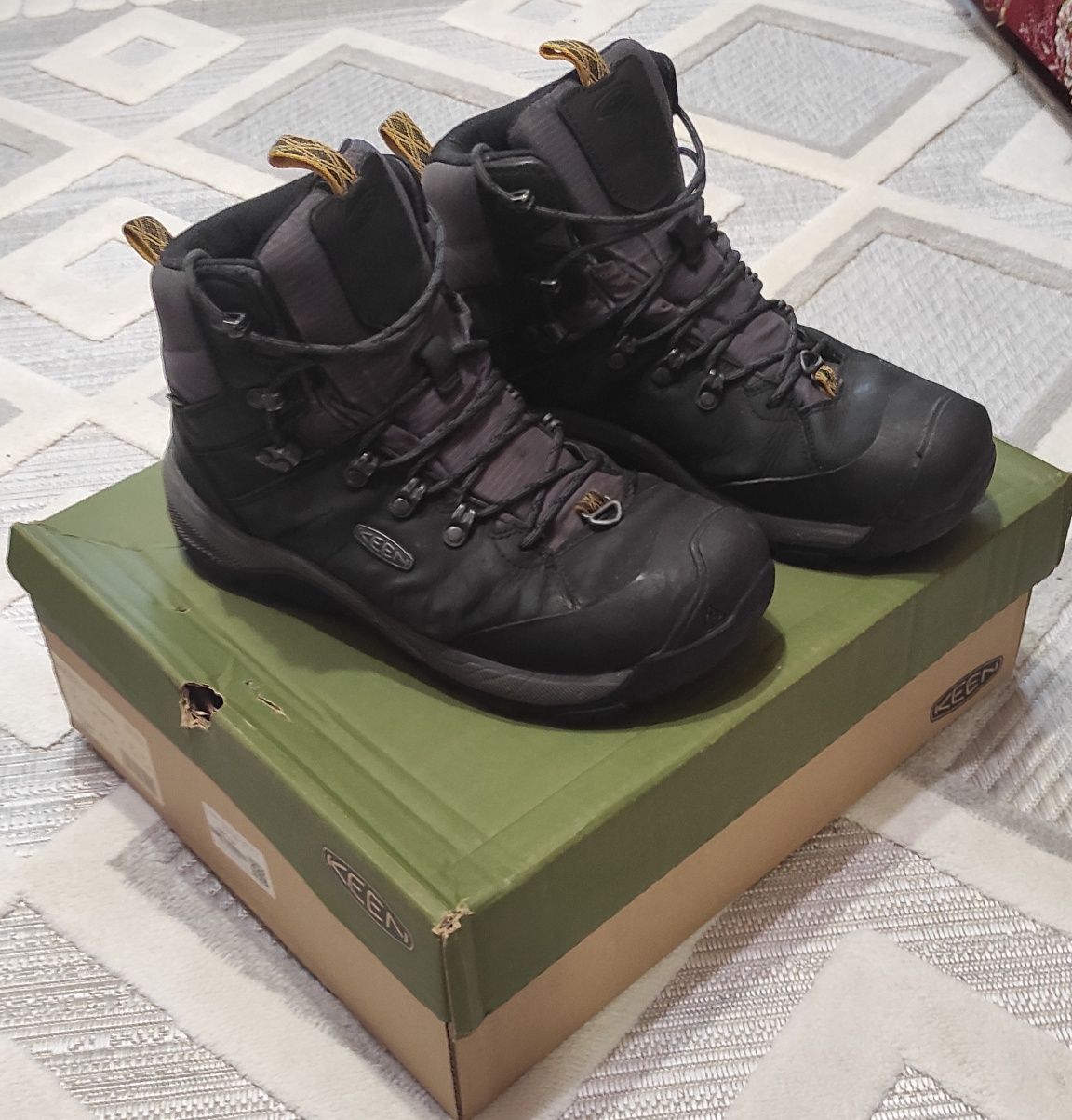 Трекінгові черевики Keen REVEL IV MID POLAR M