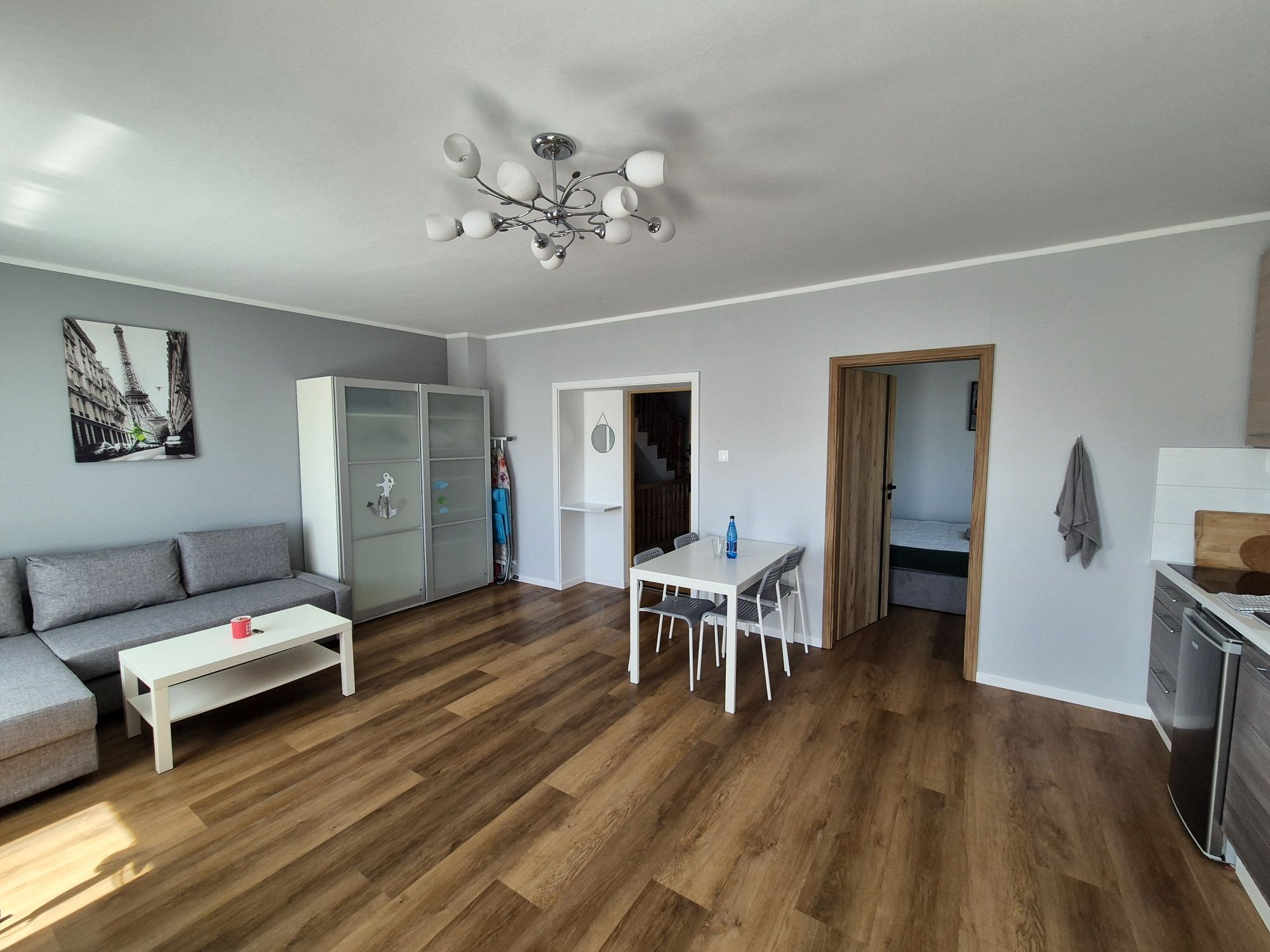 Apartament 2-pok z prywatnym bardzo dużym tarasem 700m morze Gd.