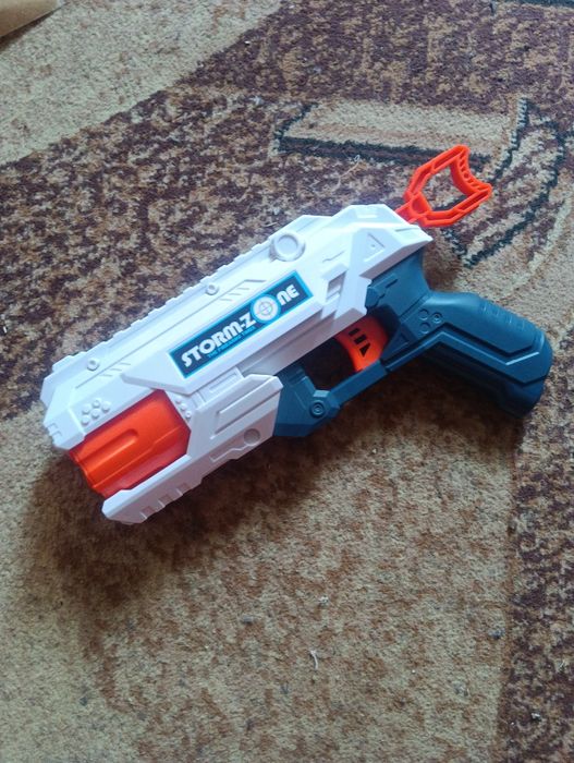 Пистолеты NERF бластер
