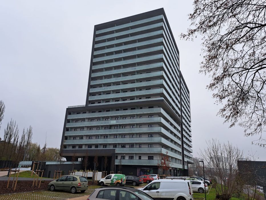 Nowoczesny i przestronny apartament w Warta Towers