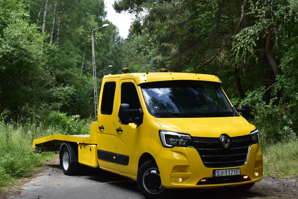 Renault Master  Laweta 7 osobowa 3,5 T na haku, Tachograf, Klima, Webasto, Stroboskopy
