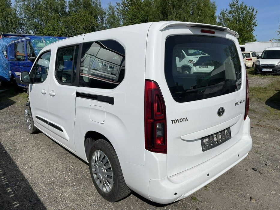 Toyota Proace City Verso Toyota Proace City Verso Long 1.5 D-4D Business 2021Salon PL