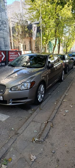 Jaguar XF 2.7 V6 Luxury