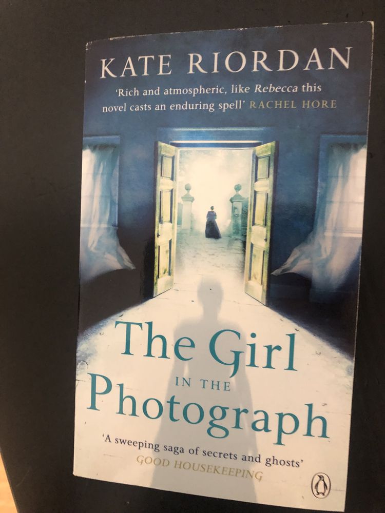 Ksiazka po angielsku-The Girl in the Photograph Kate Riordan