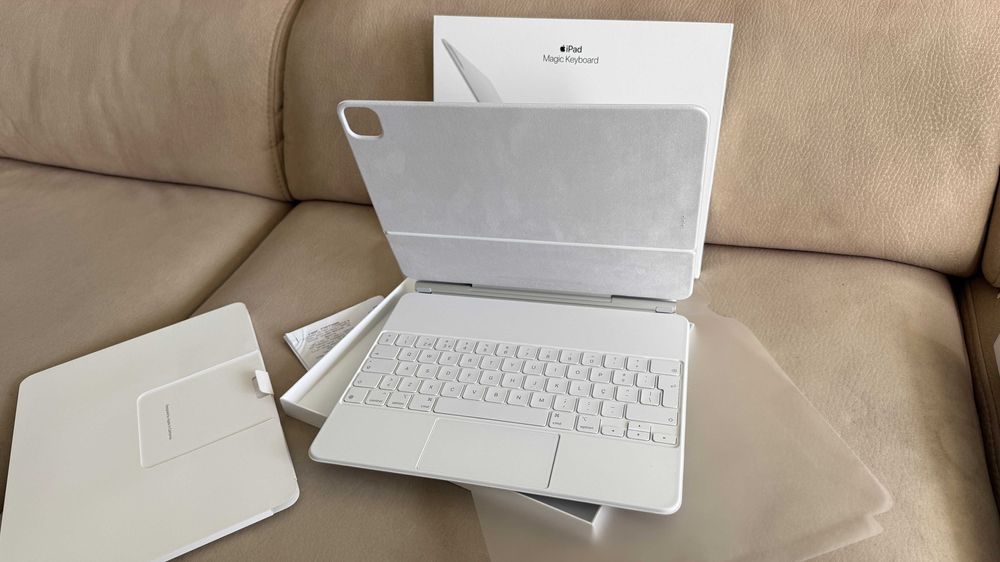 Vendo Apple Magic Keyboard NOVO - Modelo 13'' C/Fatura e Garantia