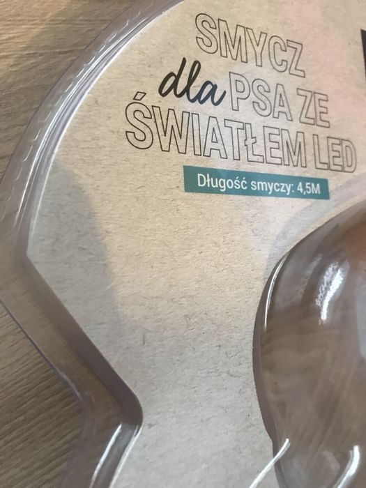 Smycz z latarką.Nowa.Szybka wysyłka!