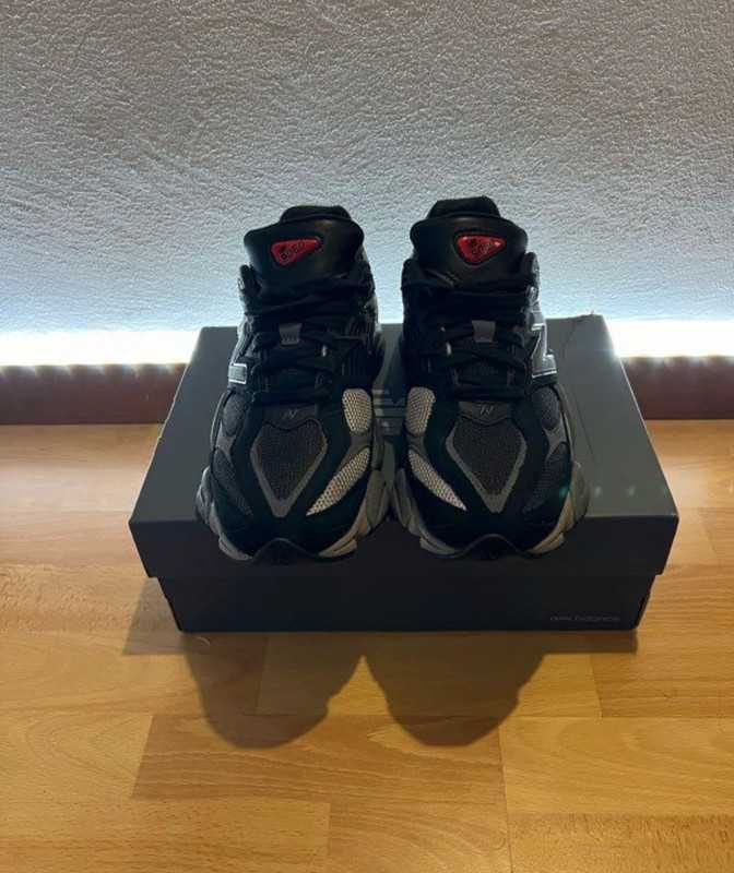 Trampki NewBalance 9060 Black r.37