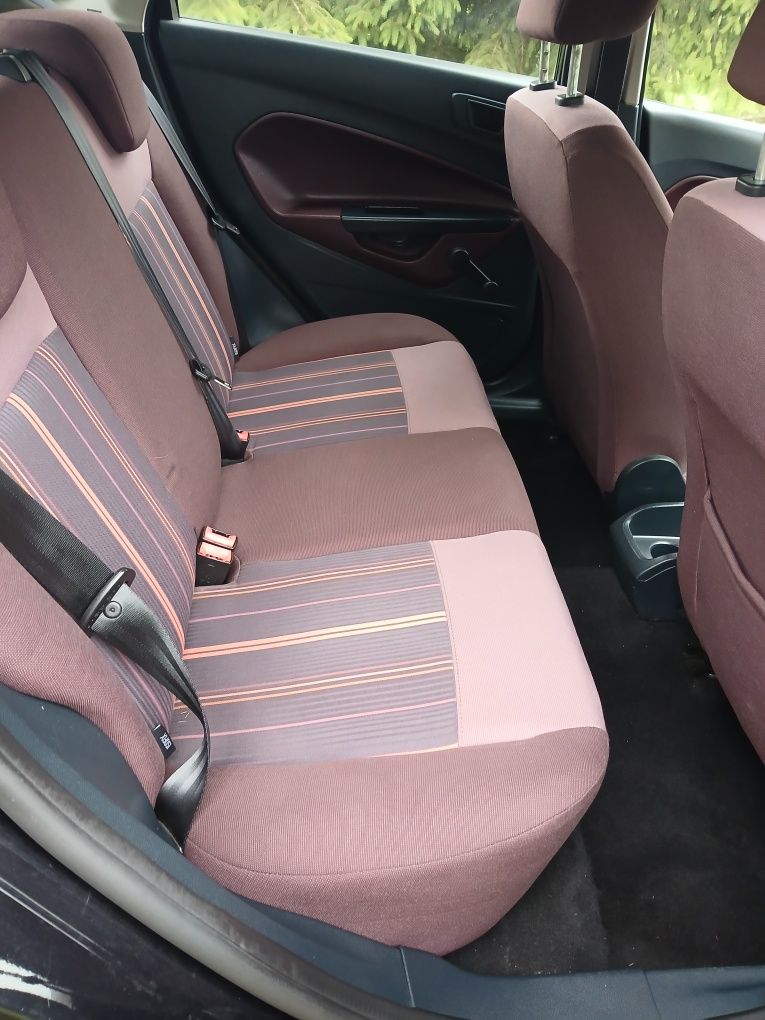Ford Fiesta 1.2 benzyna zamiana klimatyzacja 5 drzwi