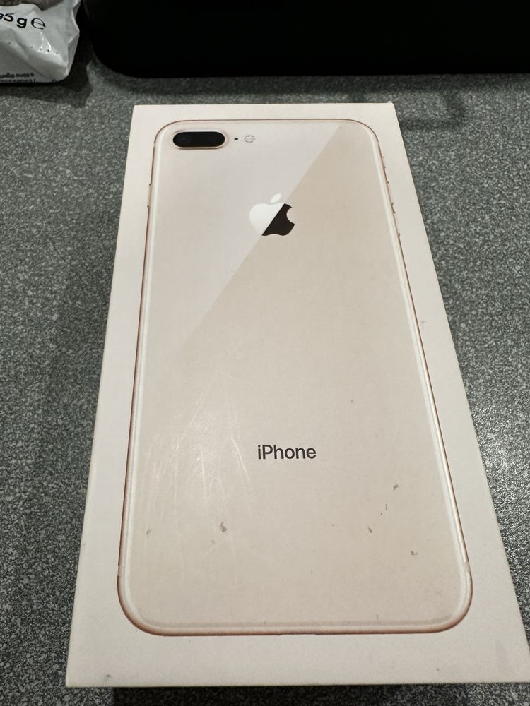 iPhone 8 plus Gold