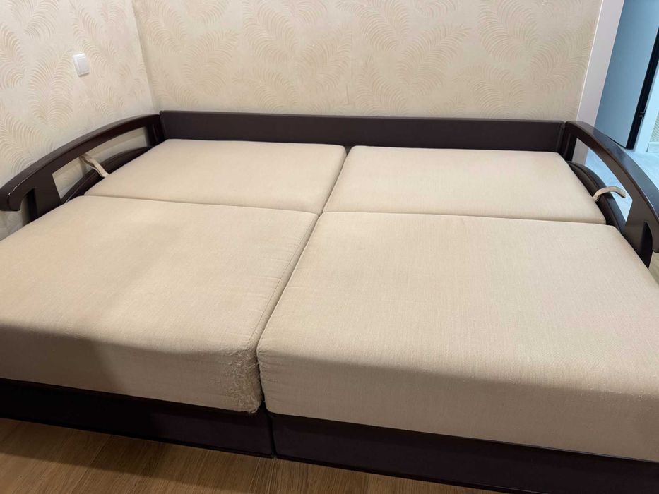 Срочно продам диван. Качественный раскладной 2 спальный диван кровать