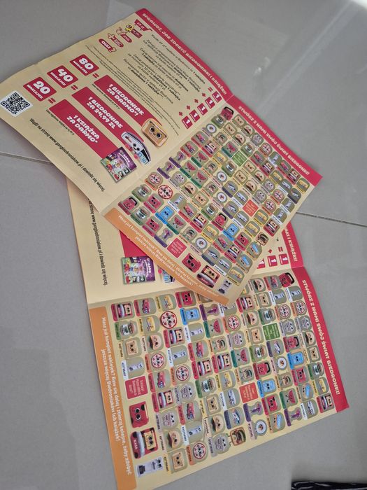 Trzy pełne albumy naklejek z biedronki gang biedroniaków biedronka

Tr