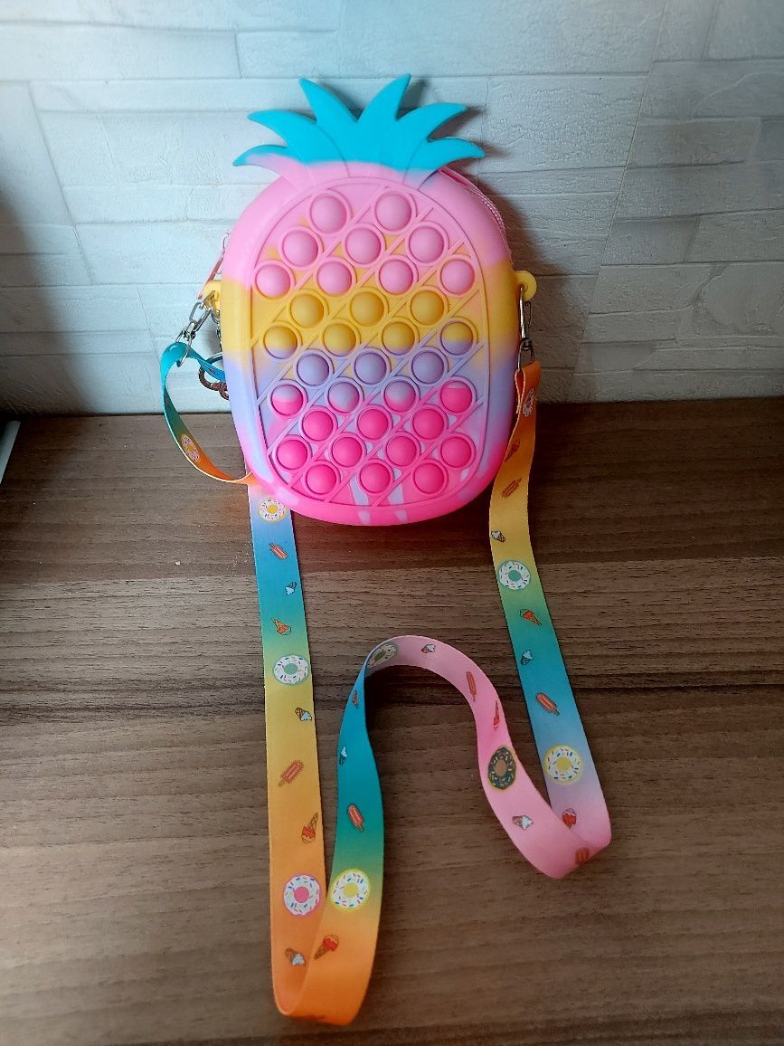 Torebka torebki saszetki piórnik popit CCC nowe
