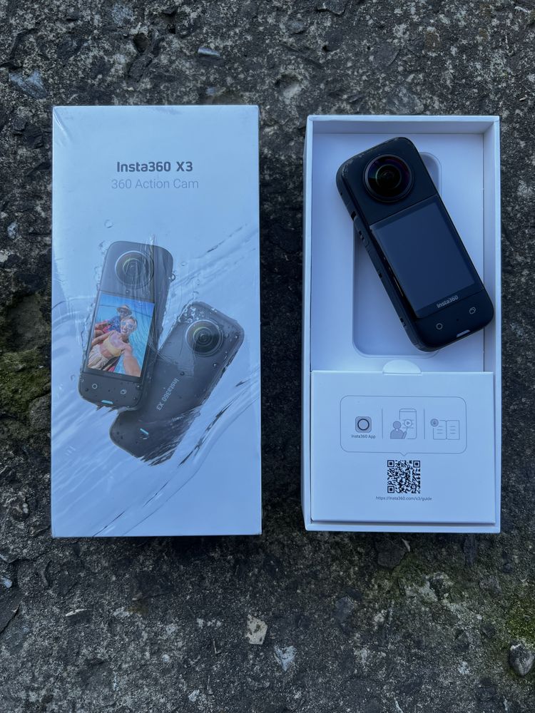 Камера Insta 360 X3