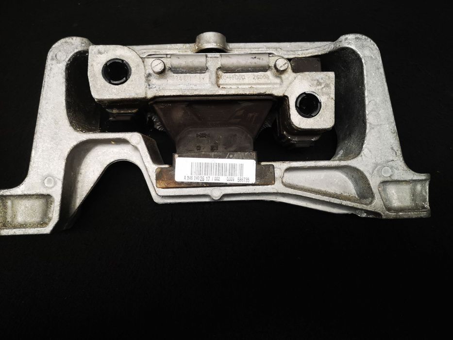 Apoio de motor Mercedes class a b cla gla W117 W176 w246  2014+