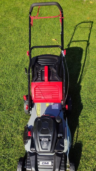 Kosiarka spalinowa z napędem 170 ccm