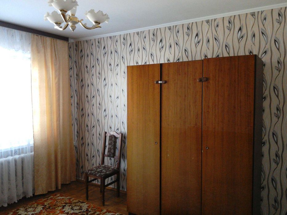 Продаж 3-х ком , кв Героів Дніпра 9 обща 80 кв.м