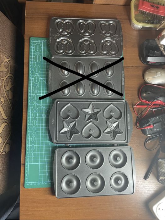 Пластини на мульти пекар Redmond