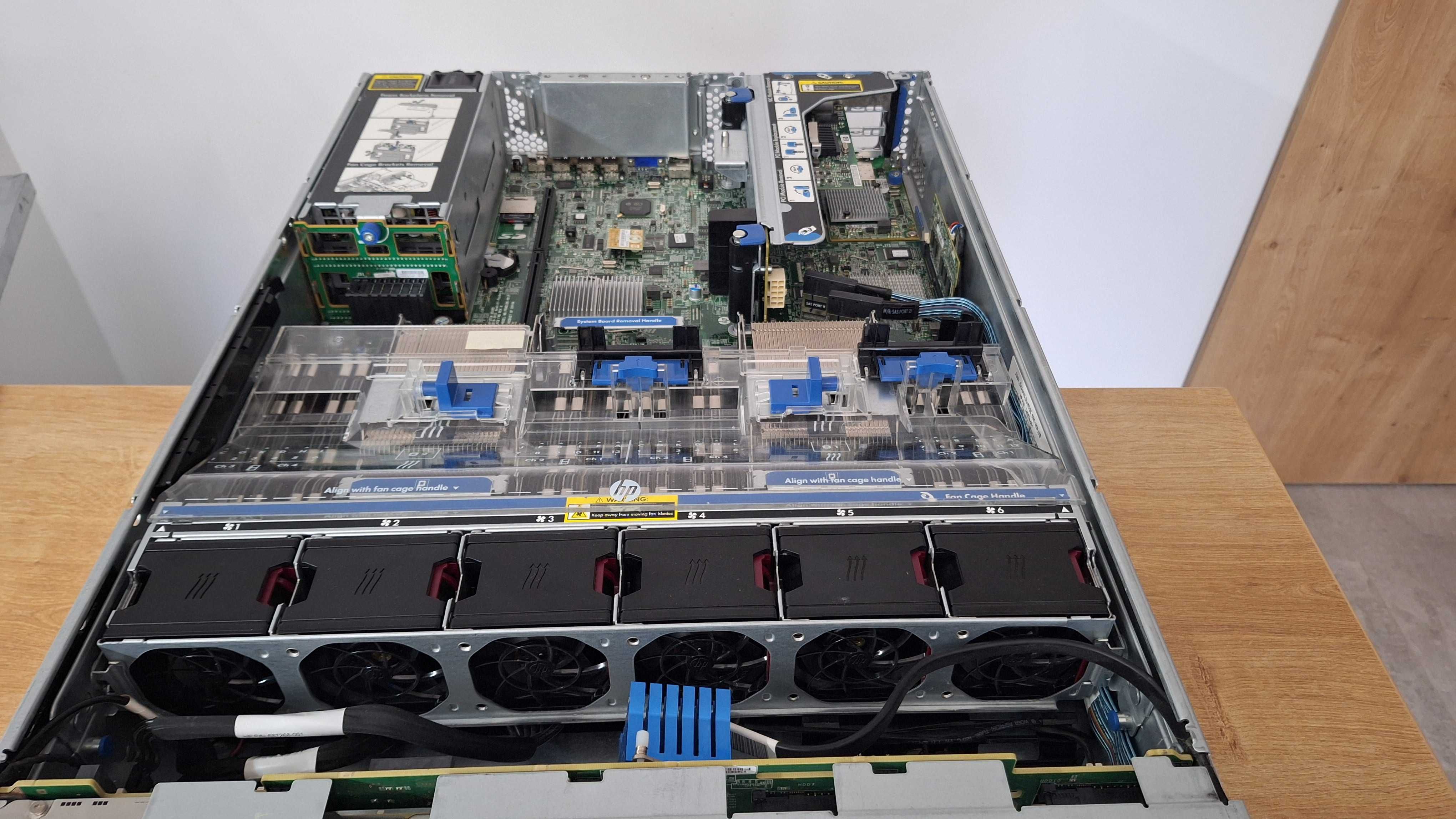 Hp DL380p G8, 2 x Xen E5-2660, 20C 20T, 512GB RAM, 0.8 TB SSD, 4TB HDD