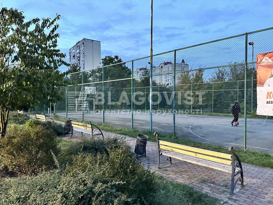 Київ, Вишгородська, 45ж, ЖК Паркове місто, Подільский