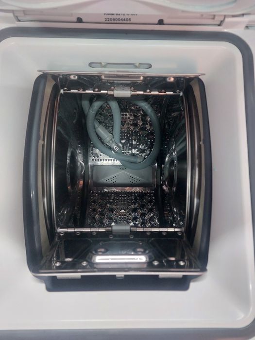 Вертикальна пральна машина вертикалка Koenic 8кг KWM 8212 C INV