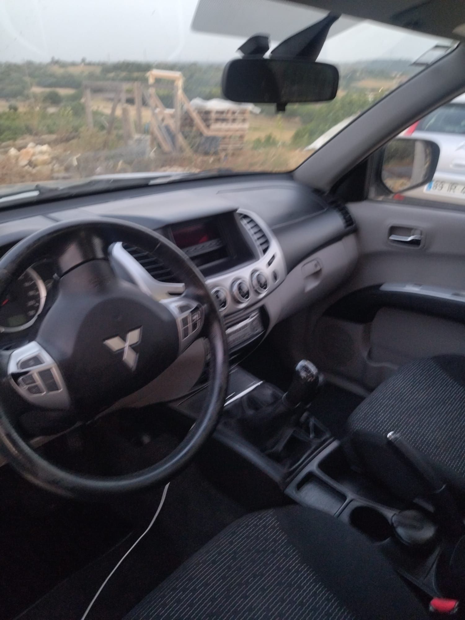 Mitsubishi L200 Strakar