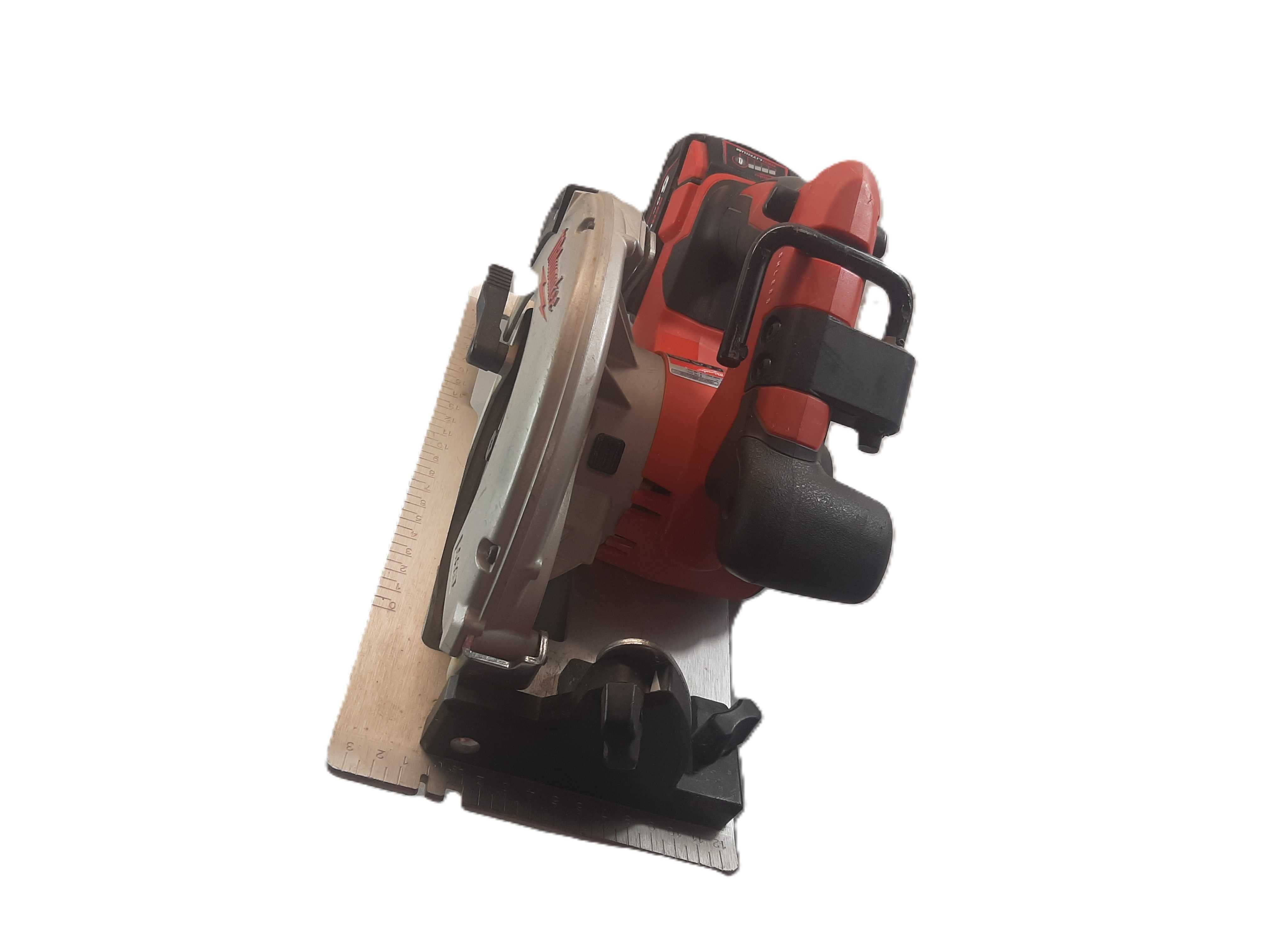Pilarka tarczowa MILWAUKEE M18BLCS66-0X