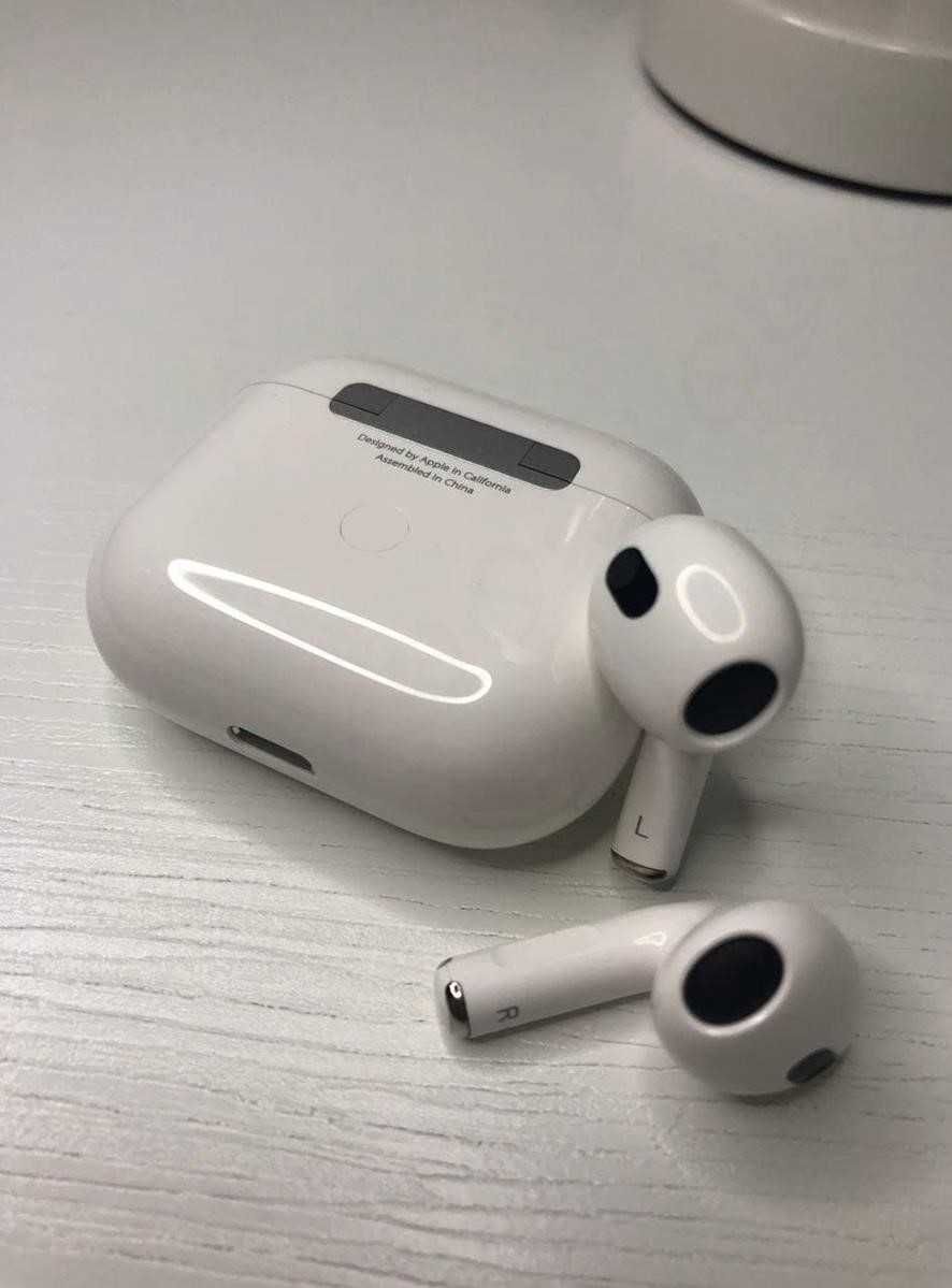 Безпровідні AirPods 3 Відмінної якості на ринку. Чіп - Airoha 1562a