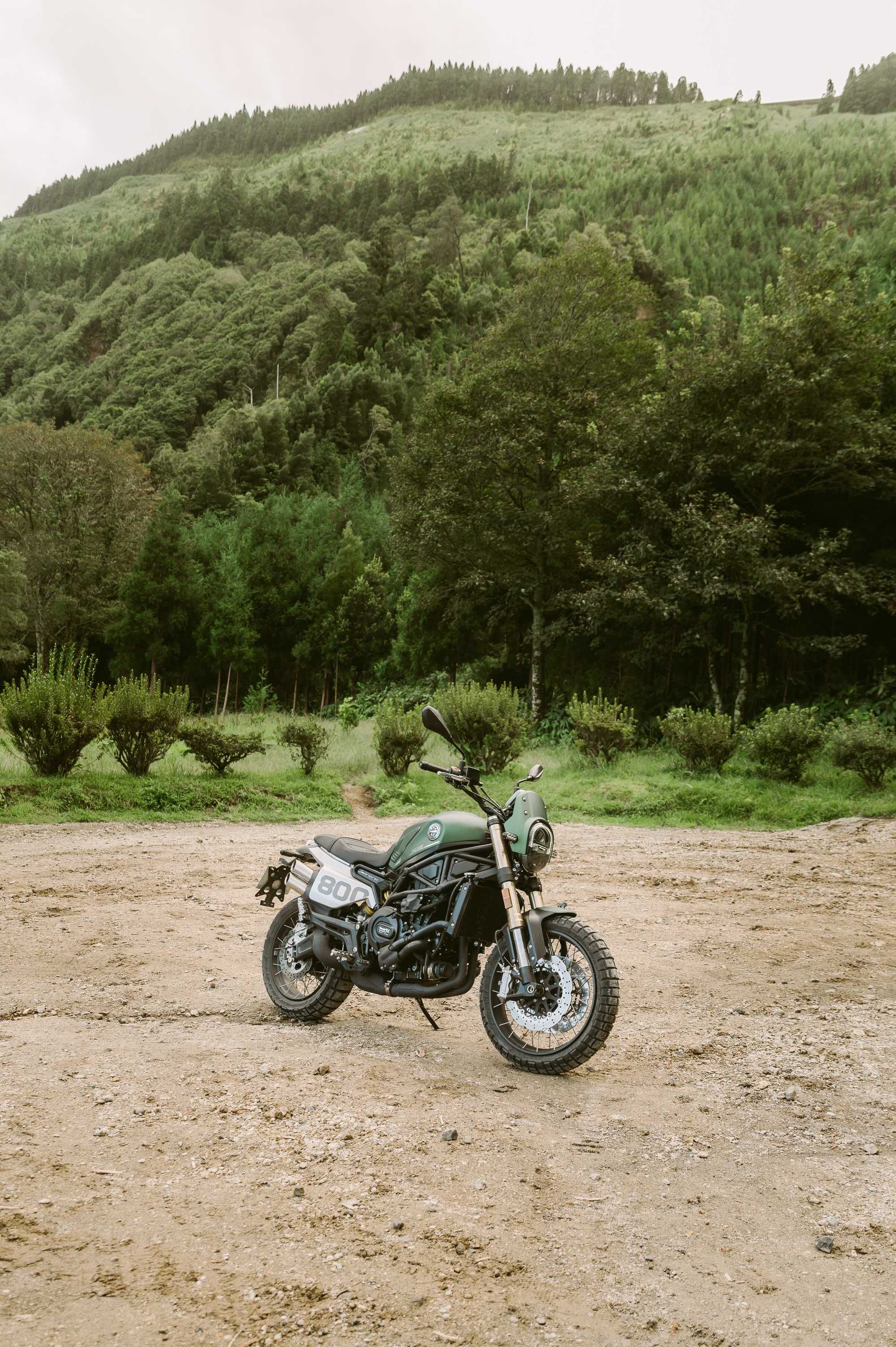 Benelli 800 Trail, ano 2023 Esta excelente