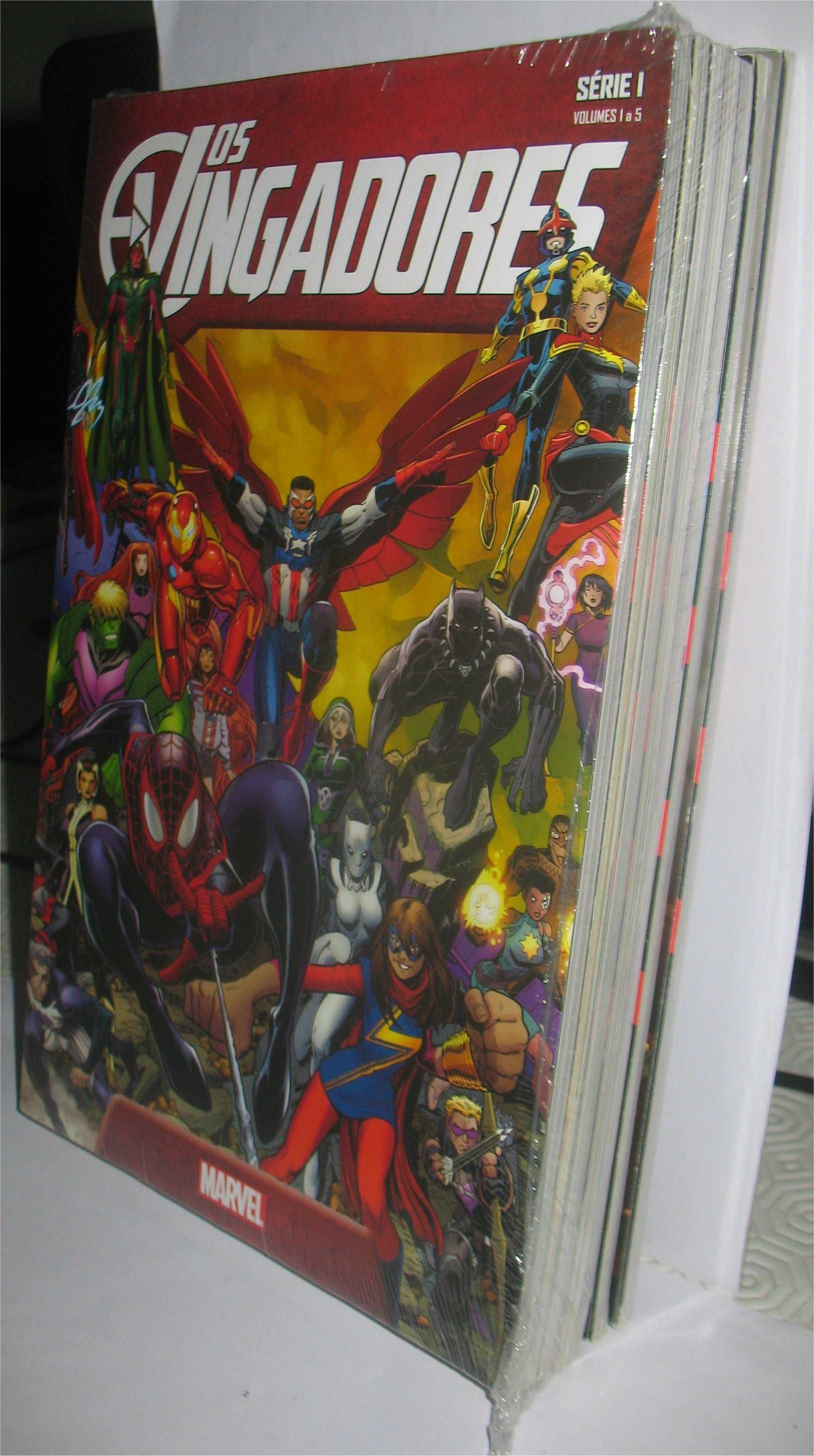 Marvel - Os Vingadores - 7 Volumes (2017)