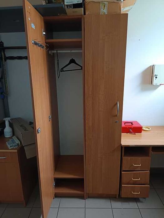 szafy na ubrania pracownicze