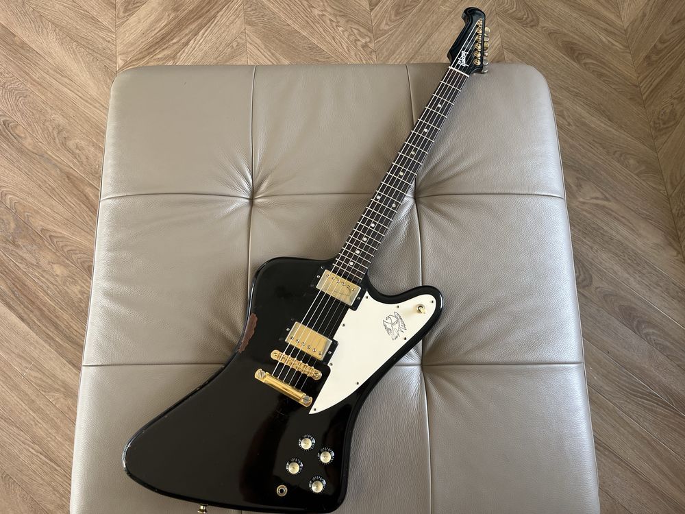 Gitara Gibson Firebird Studio 2006 case