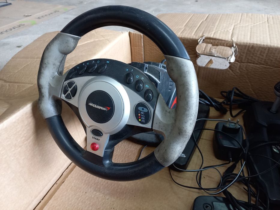 Volante Mclaren para PlayStation 2