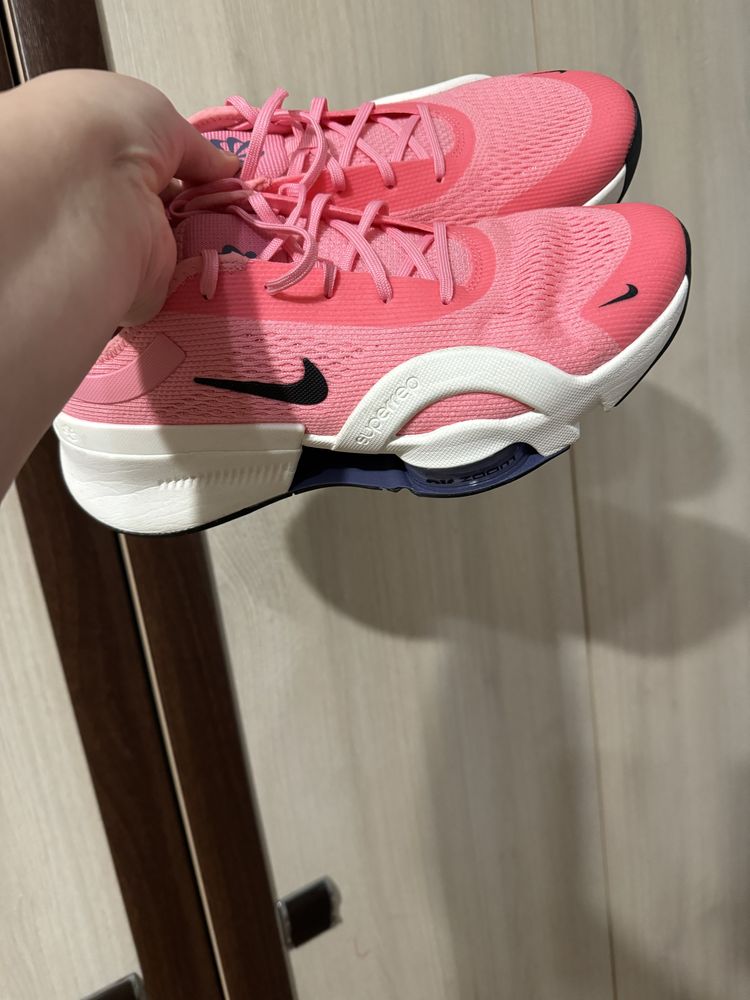 Nike zoom жіночі