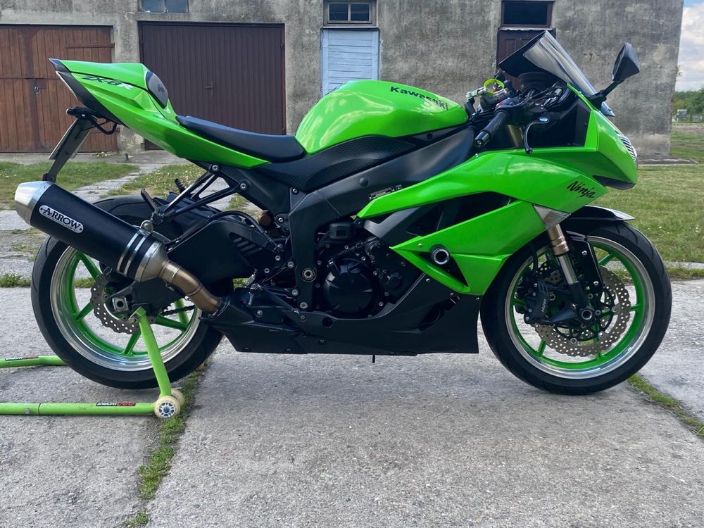 Kawasaki ZX-6R 2009 – Zadbany, Gotowy do Jazdy!
