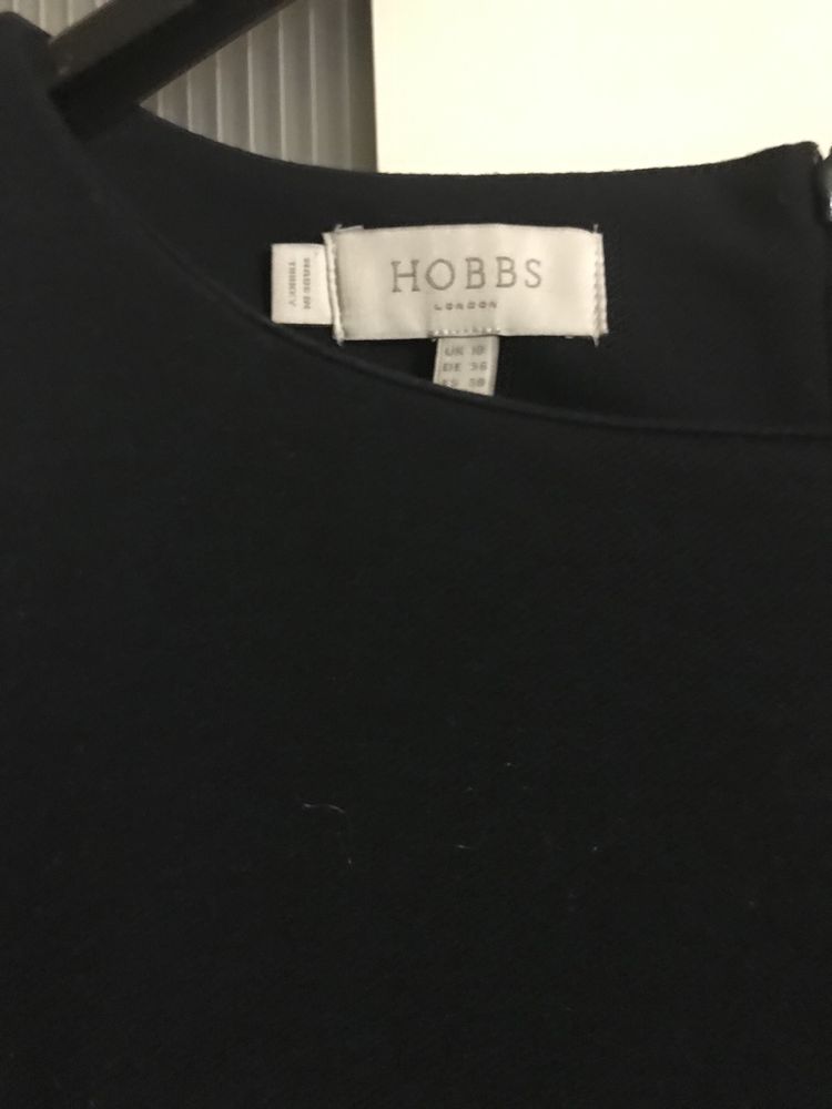 Sukienka Hobbs z wiskozy