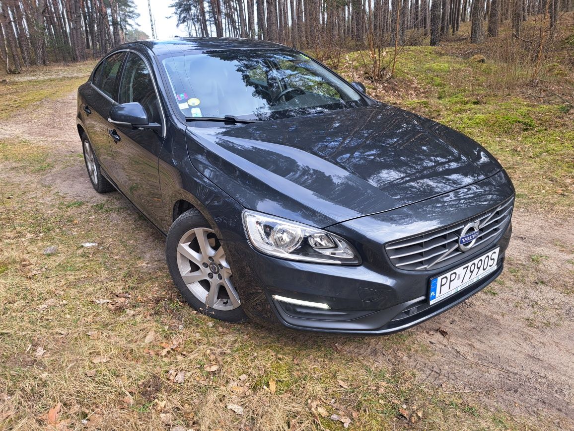 Volvo S60 2.0 D4 181 KM Navi Tempomat Alu PDC x2  Mega Zadbany Polecam