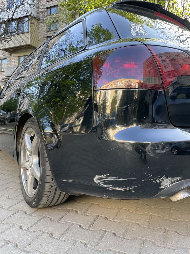 Продам хороше авто Audi A4 в кузові B7