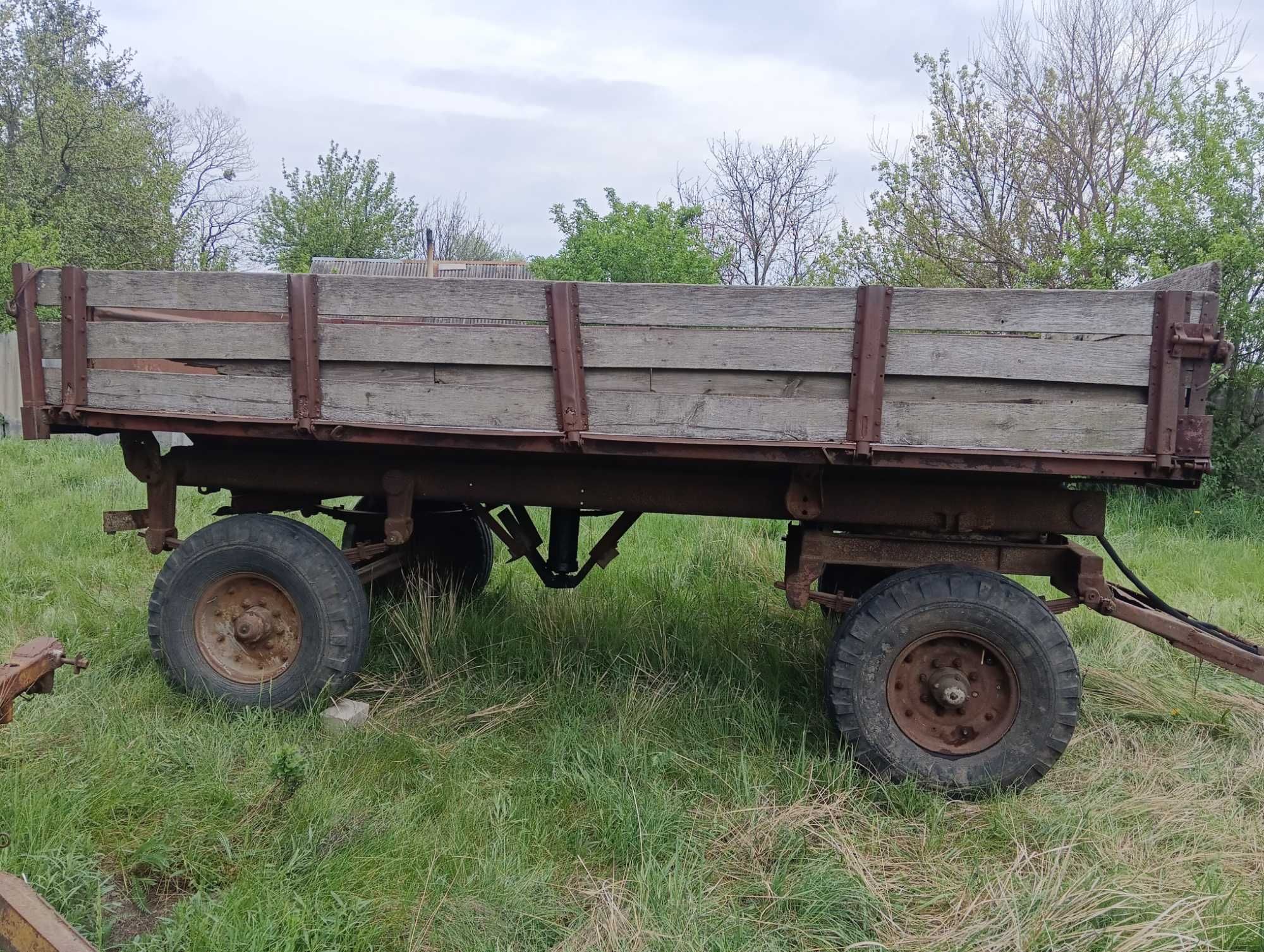 Продам тракторний причіп 2 ПТС-4.