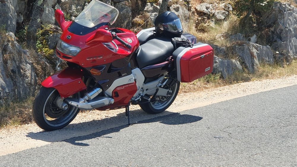 Yamaha GTS 1000 em excelente estado