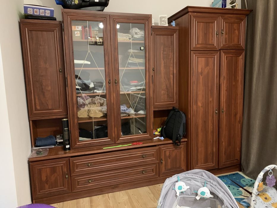 Стінка  у вітальню