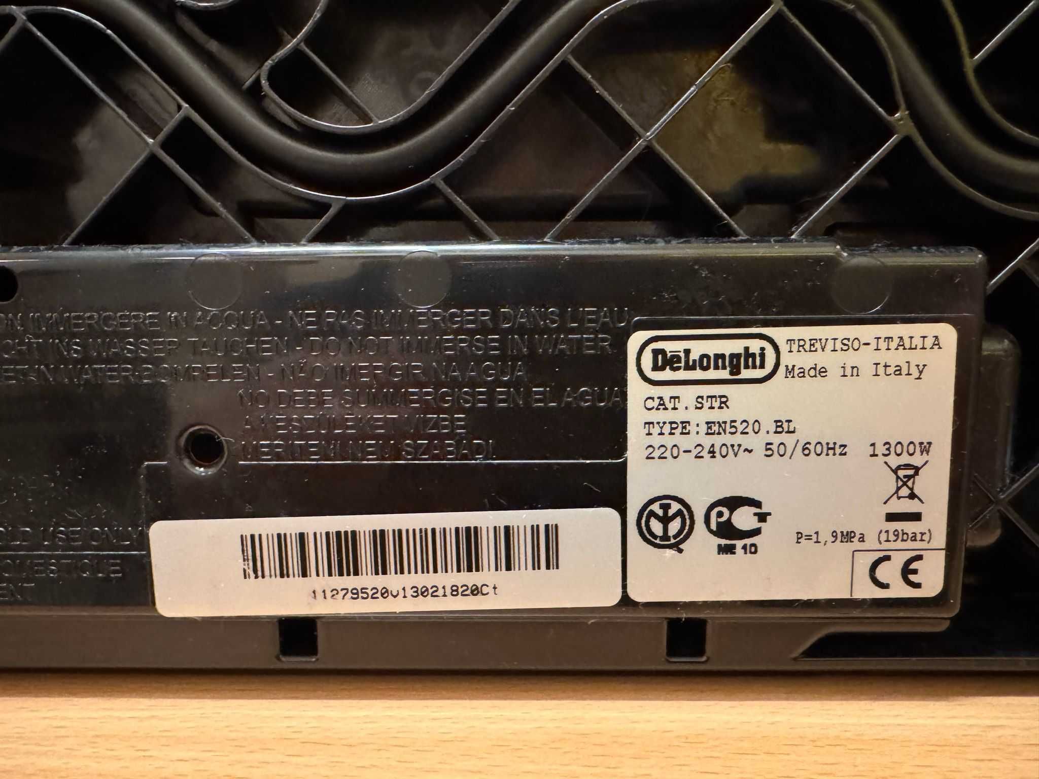 Ekspres kapsułkowy De'Longhi Nespresso Lattissima  EN520.BL