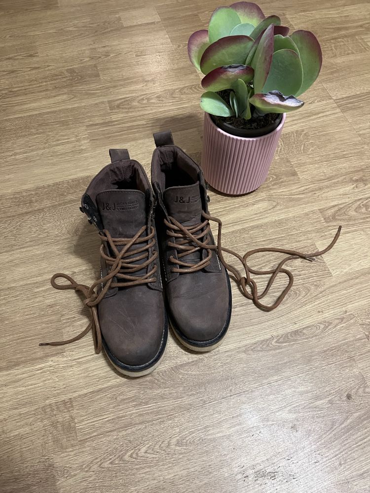 Buty sznurowane meskie skora jack&jones roz.42