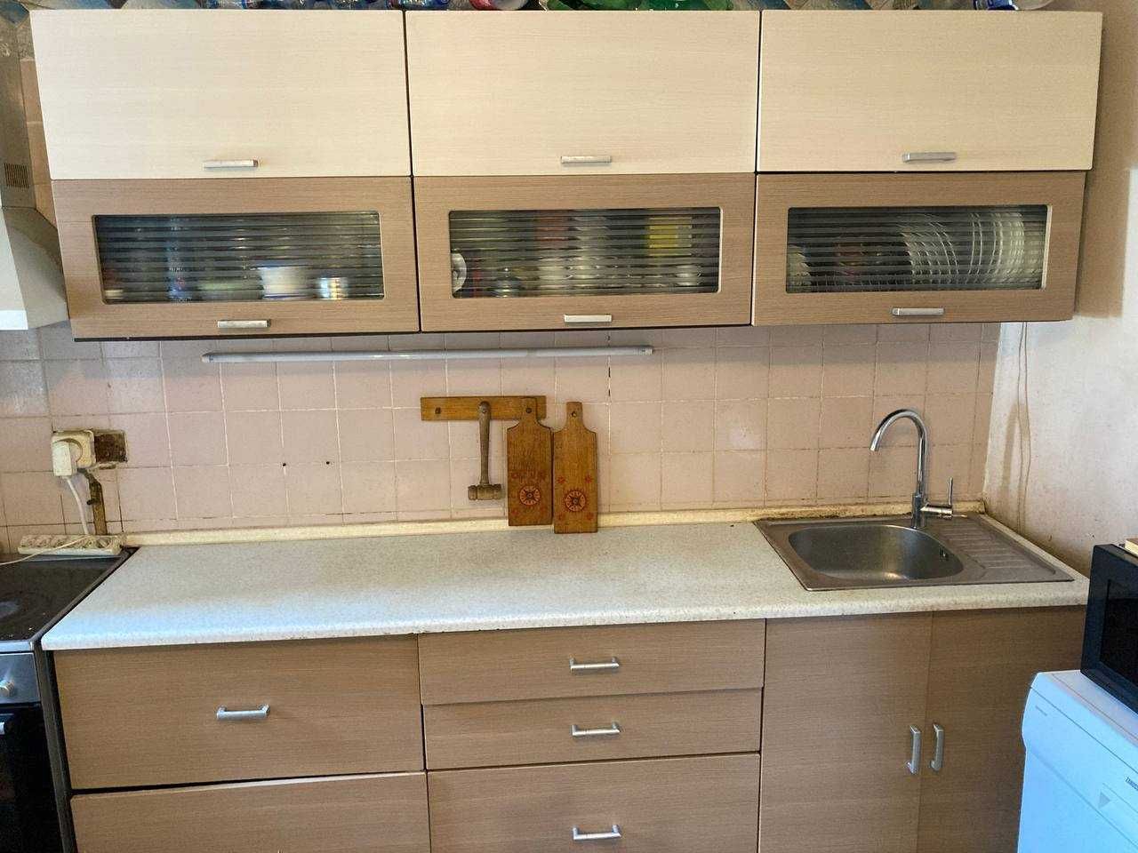 продам Кухню 2,4м