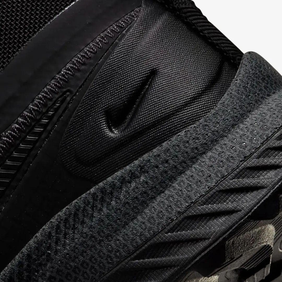 Тактичні Кросівки Nike React SFB Carbon Black.45 розмір.
