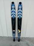 Ski náuticos em bom estado