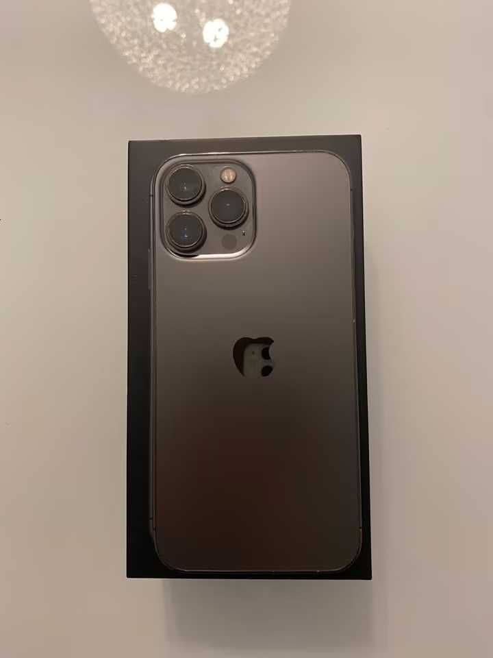 Sprzedaję iPhone 13 Pro Max mojego syna. Oryginalny - bateria 87% 256