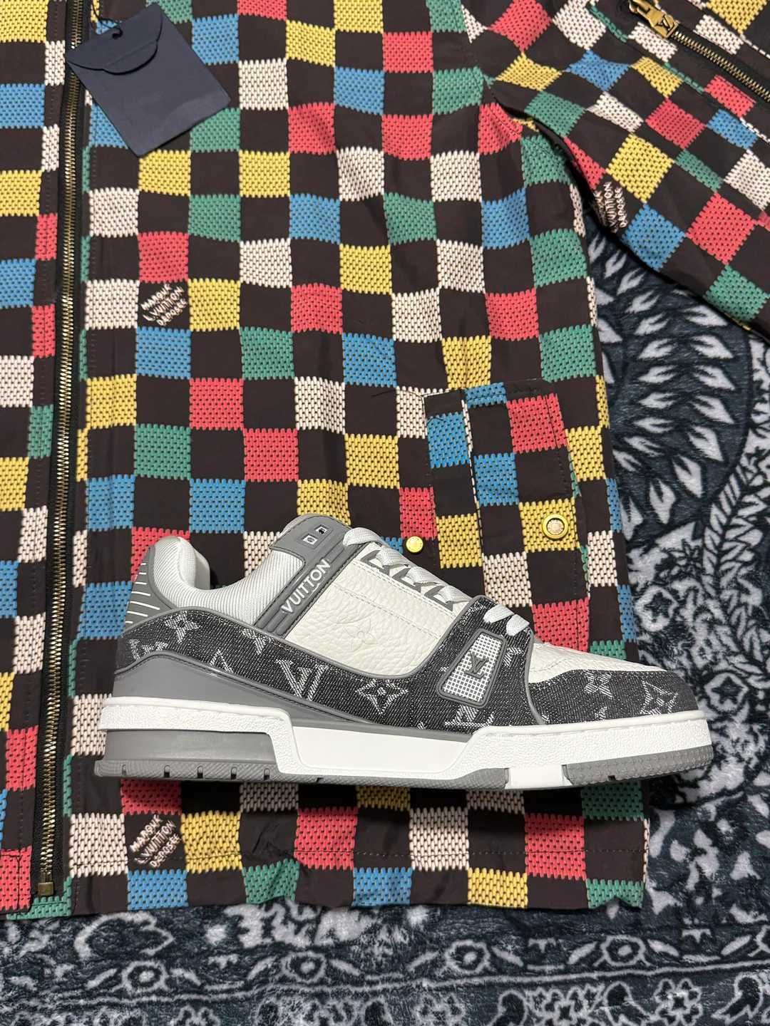 Louis Vuitton LvTrainerGrey Oryglnał Nowe Trampki 43