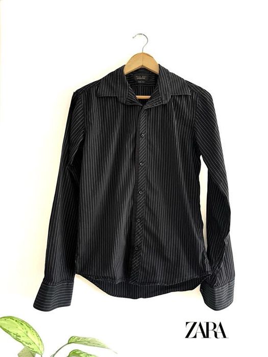 Camisa Zara Slim Fit Riscas Azuis M/Zara Slim Fit Blue Stripes Shirt M