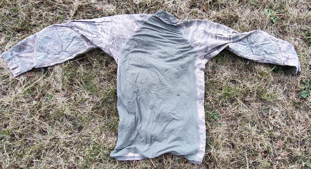 Combat shirt massif używany